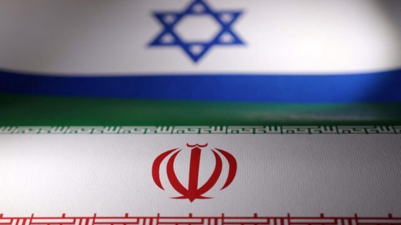 إسرائيل تشن هجومًا على إيران