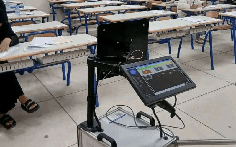 جهاز يرصد أدوات الغش داخل الأقسام خلال مباراة ولوج كلية الطب في طنجة