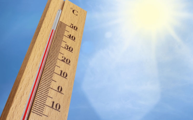 حالة الطقس في المغرب.. تحذير من موجة حرارة تتراوح ما بين 40 و47 درجة
