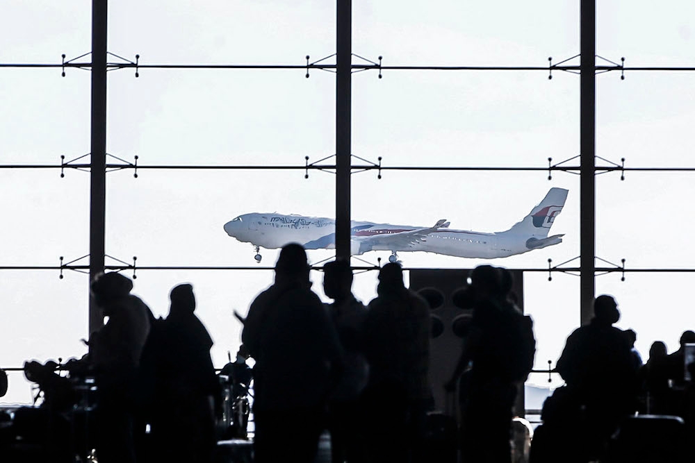 Malaysia Airlines, Batik Air suspend Amritsar and Lahore flights as India-Pakistan tensions escalate