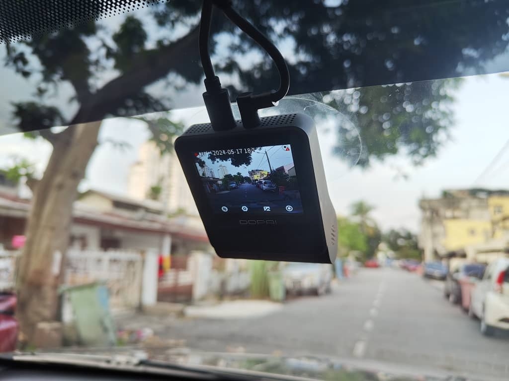 Academician calls for compulsory dashcams in all Malaysian vehicles