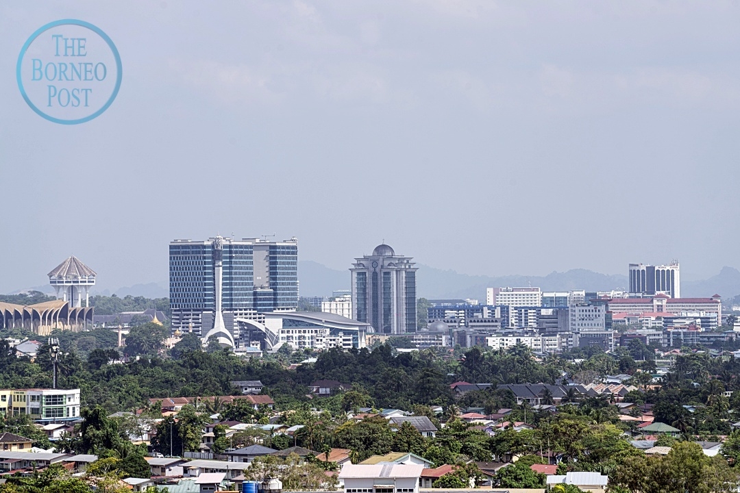 S'wak's economy stays resilient with strong sector growth, continued investments despite global risks, says Uggah