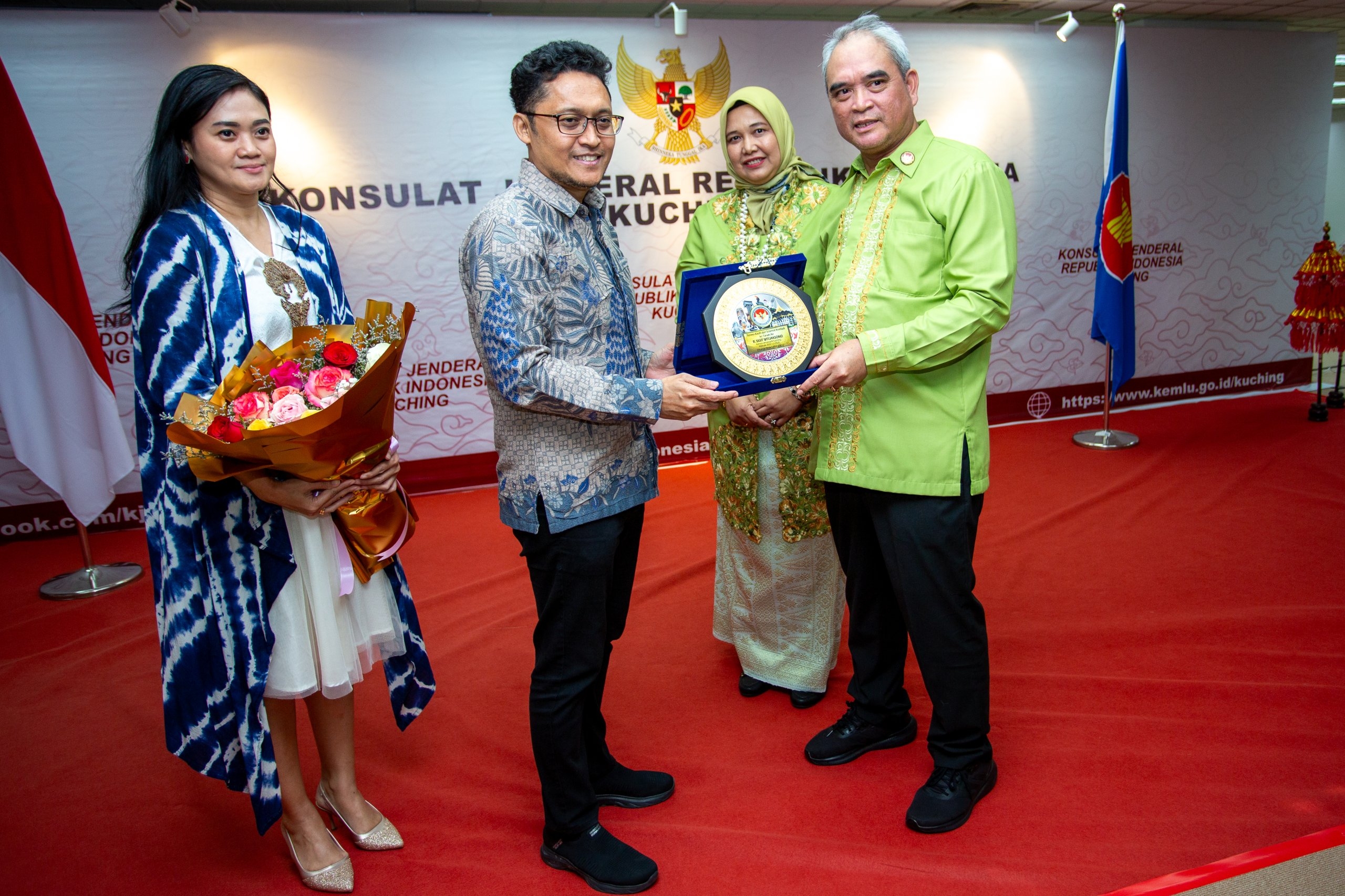 Outgoing Indonesian Consul-General in Kuching calls for continued efforts to benefit Borneo communities