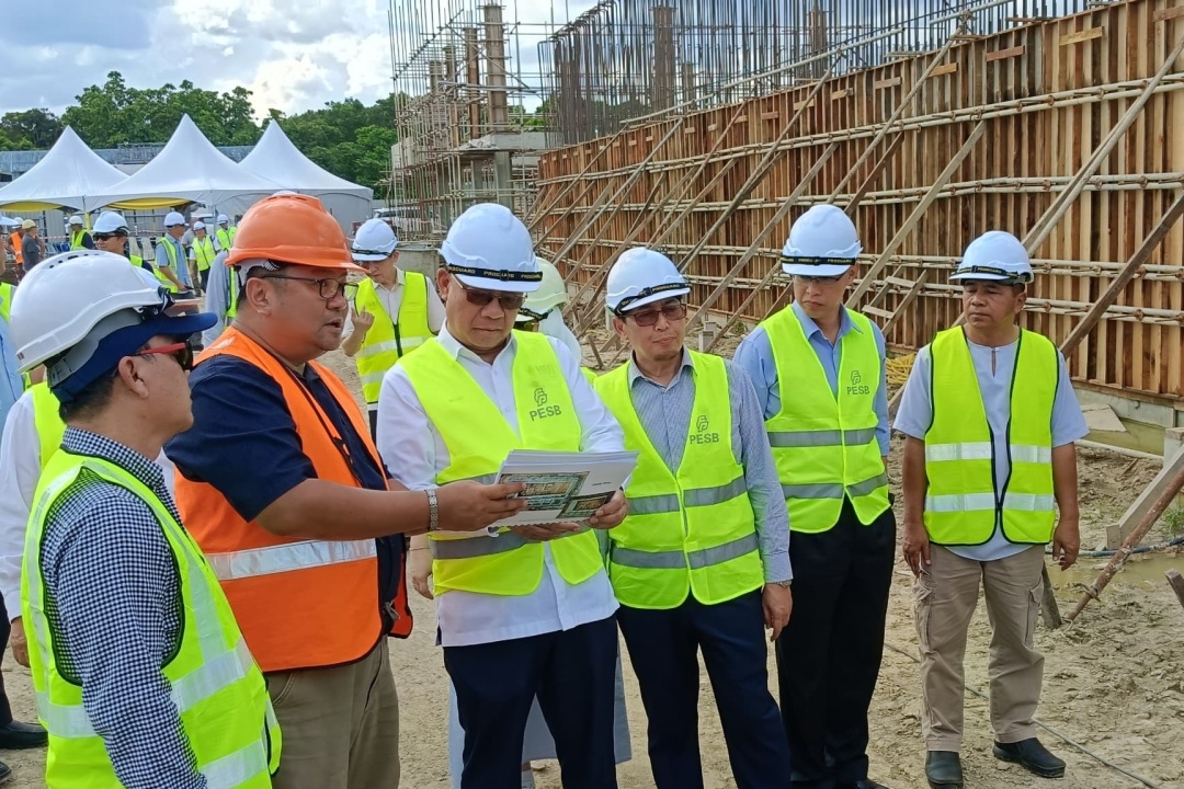 Salim Water Treatment Plant upgrading works ahead of schedule, expect completion in June 2027, says Julaihi