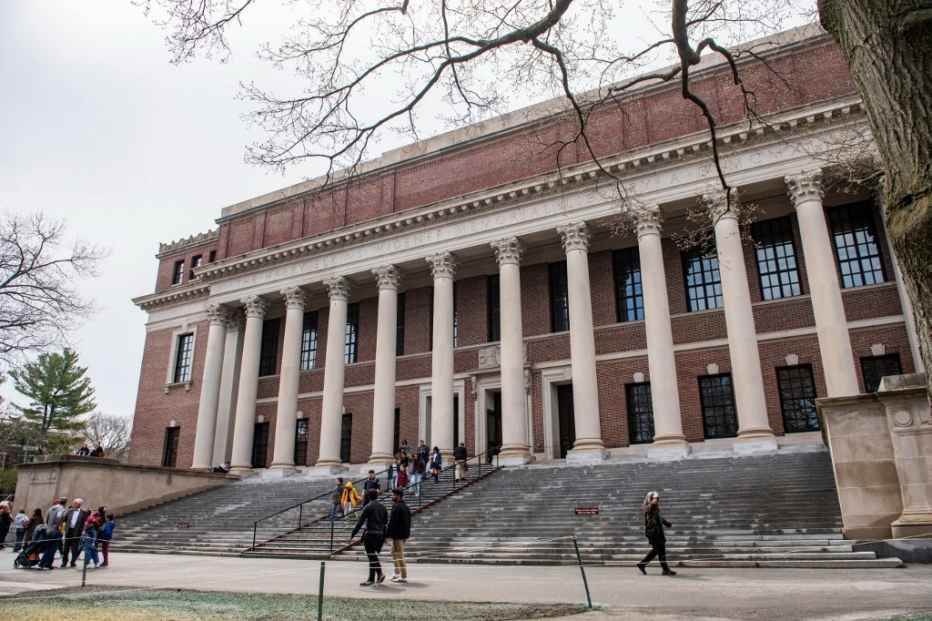 Harvard Club Malaysia backs university in face of Trump's crackdown on foreign students