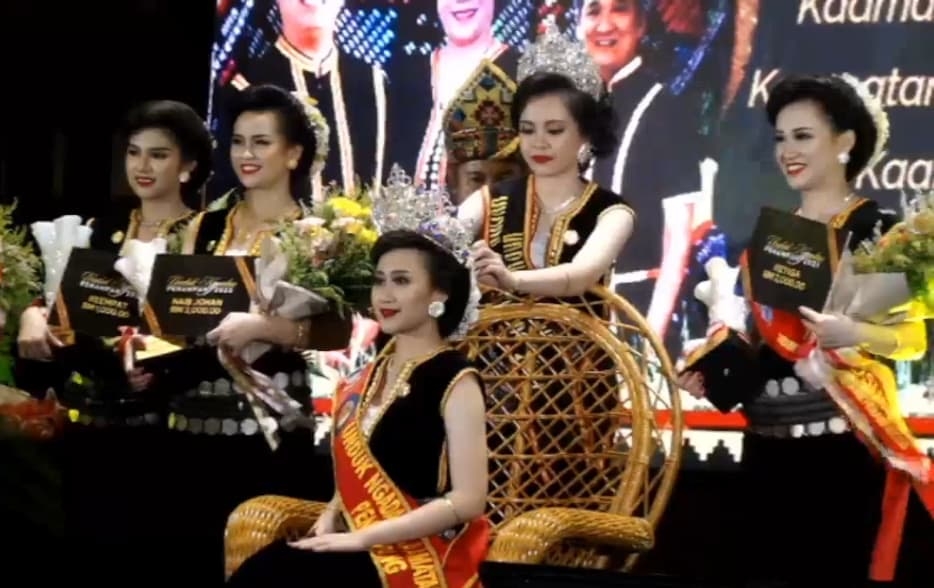 Sletcher Myranda Floyd crowned Unduk Ngadau Penampang 2025