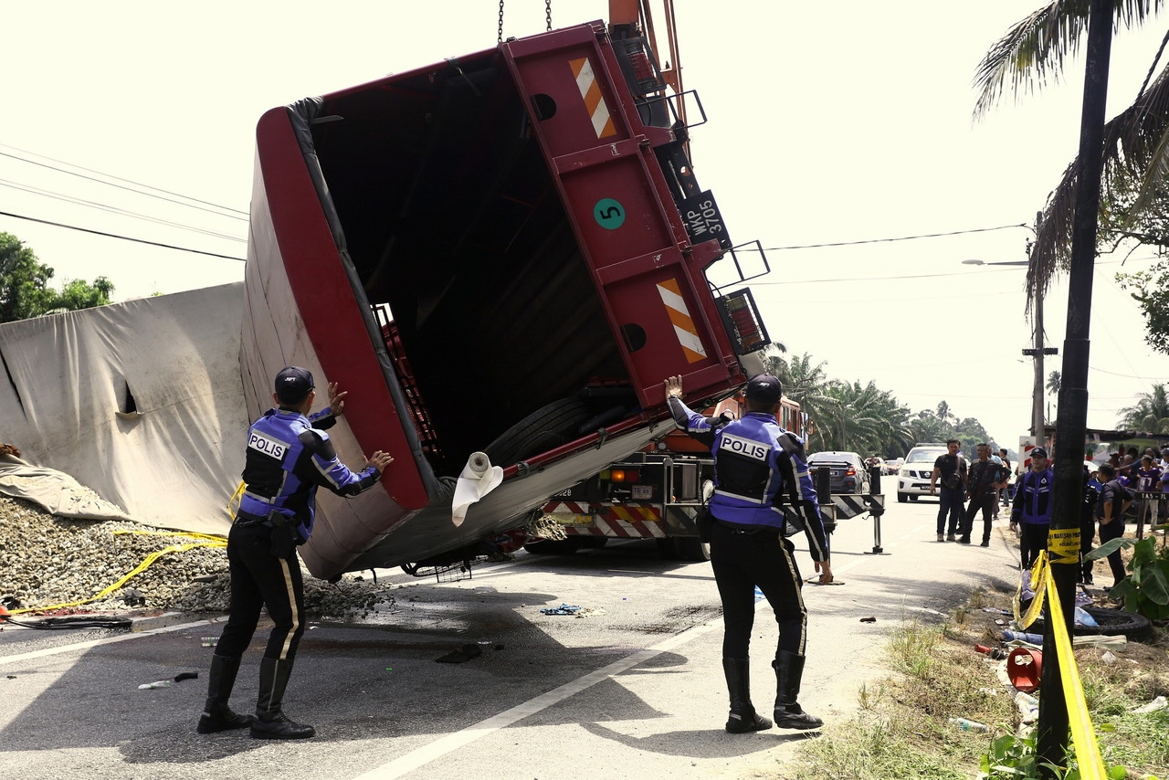 DPM Zahid: Lorry shouldn't have malfunctioned if Puspakom checks adhered to