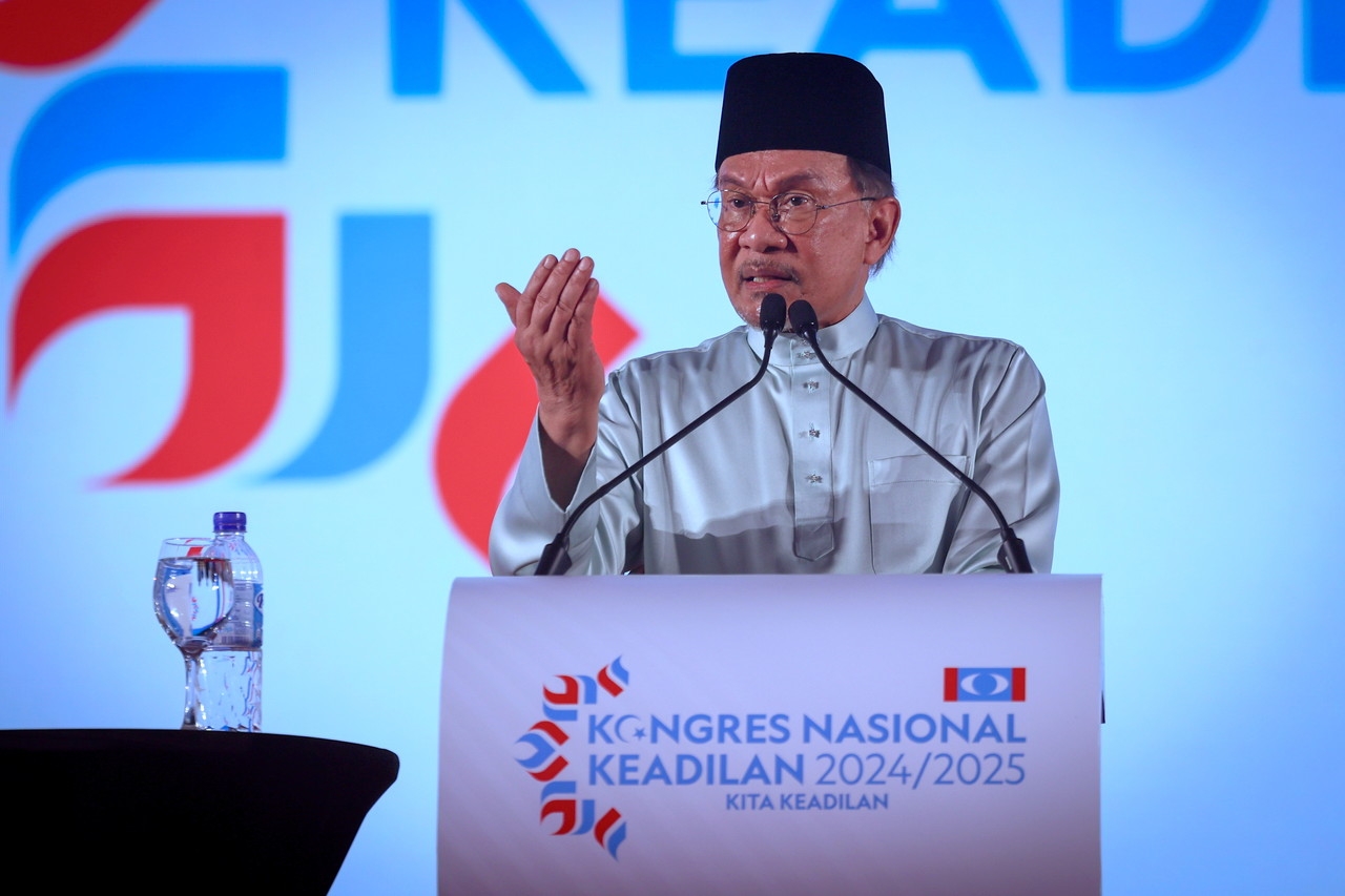 Anwar defends Nurul Izzah's appointment as PKR's new deputy president, rejects claims of nepotism