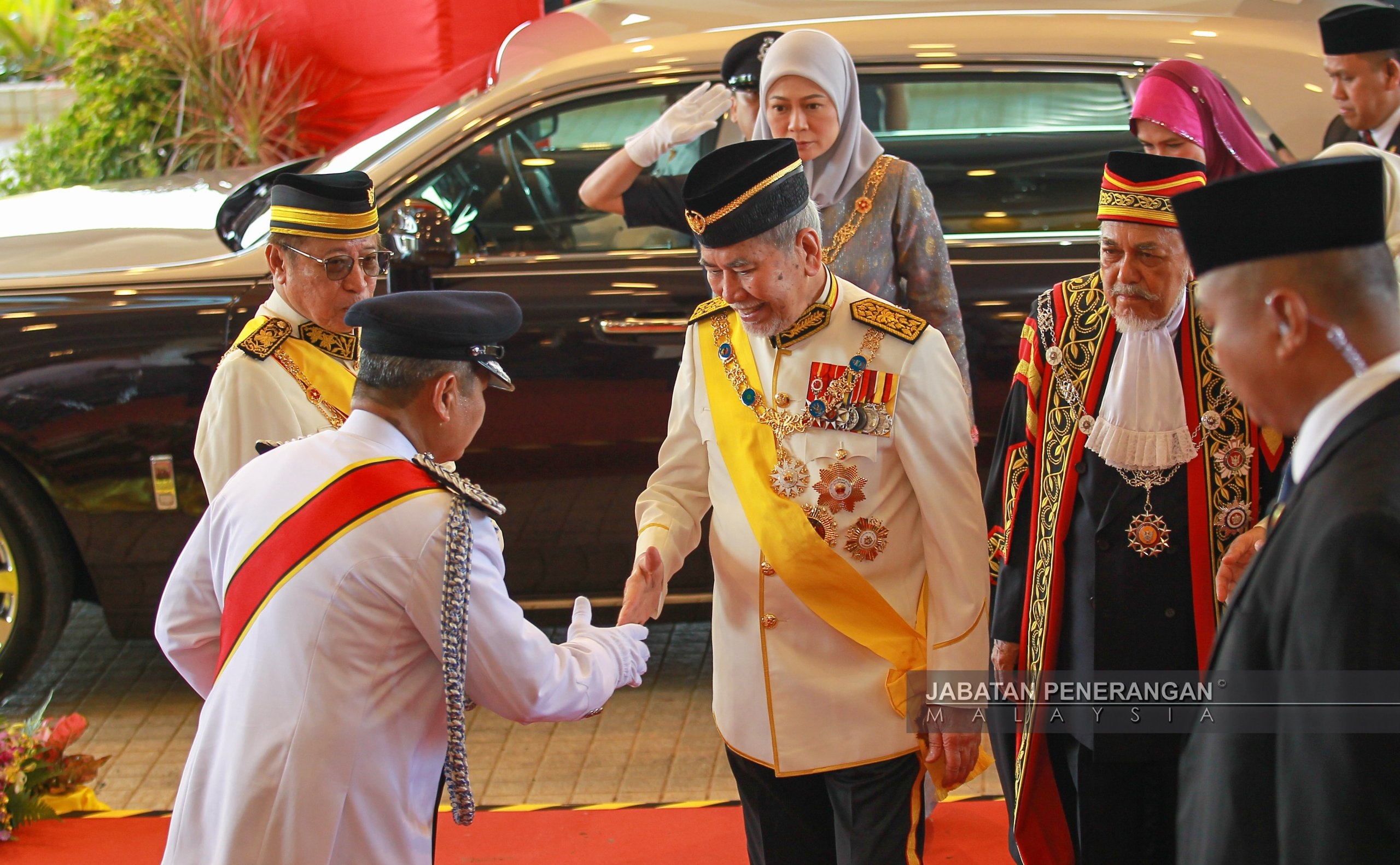 Wan Junaidi: Federal nod for Petros as sole gas aggregator a major win for Sarawak
