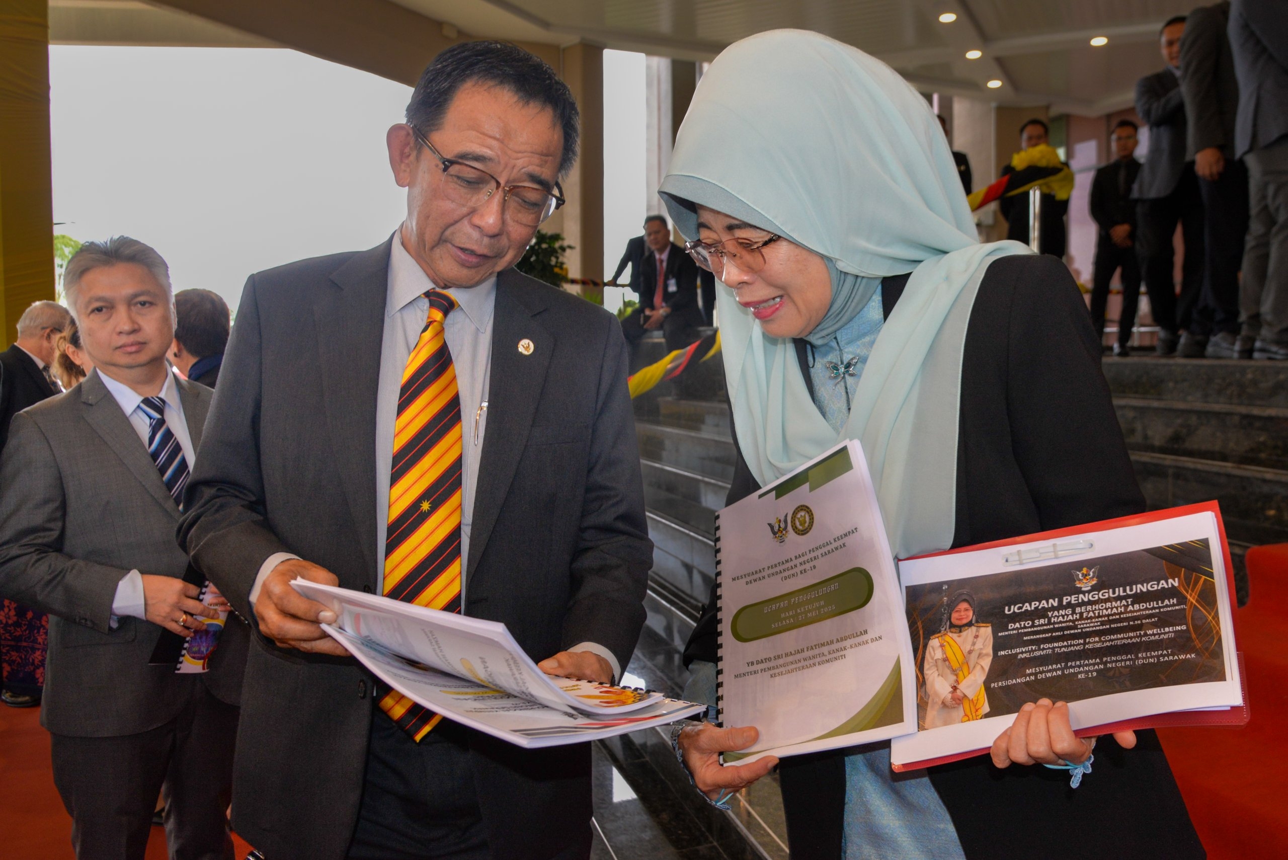 Minister: Sarawak gazettes 14 new heritage sites, receives historic artefacts