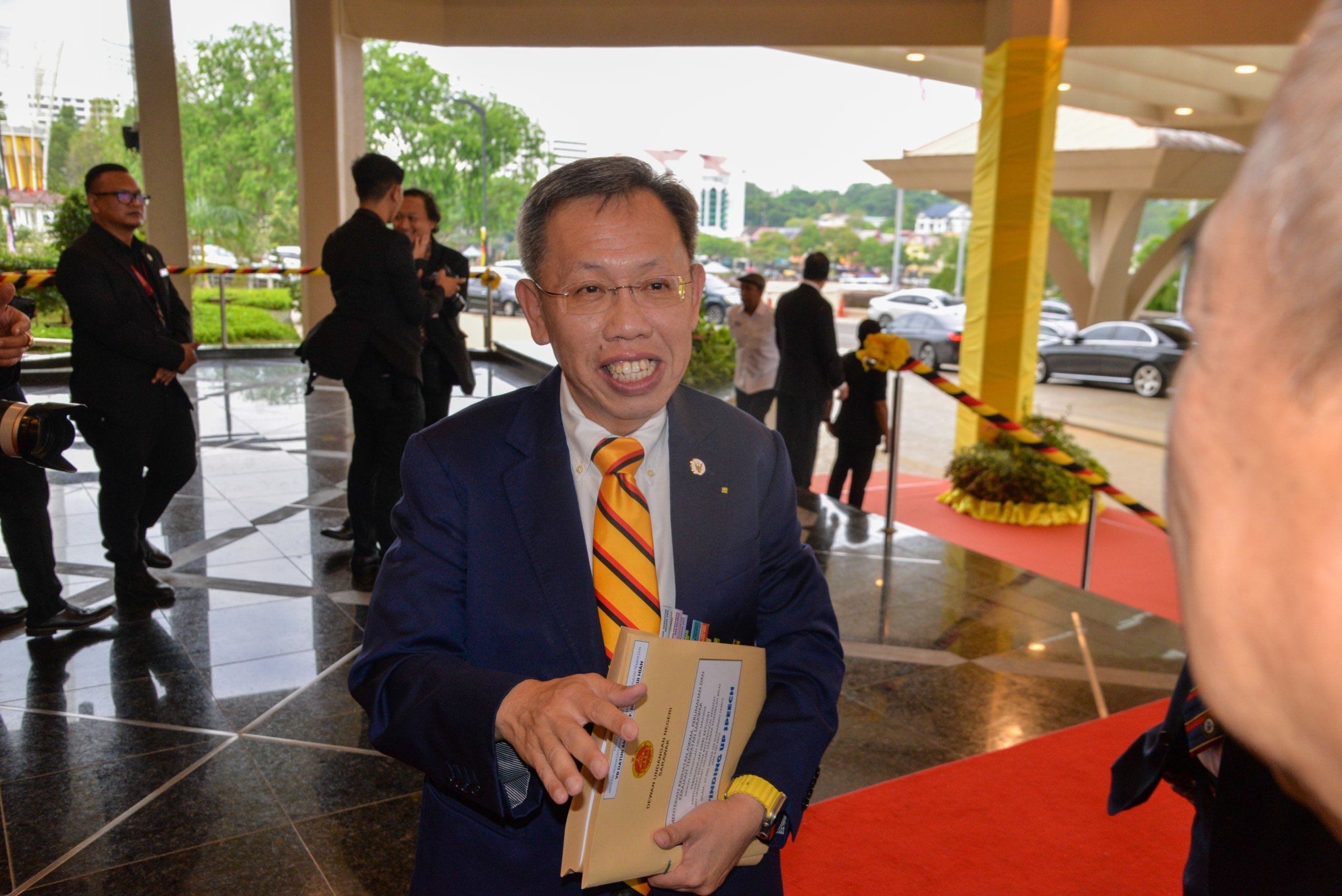 Dr Sim: Over 7,300 rural transformation projects approved in Sarawak since 2015