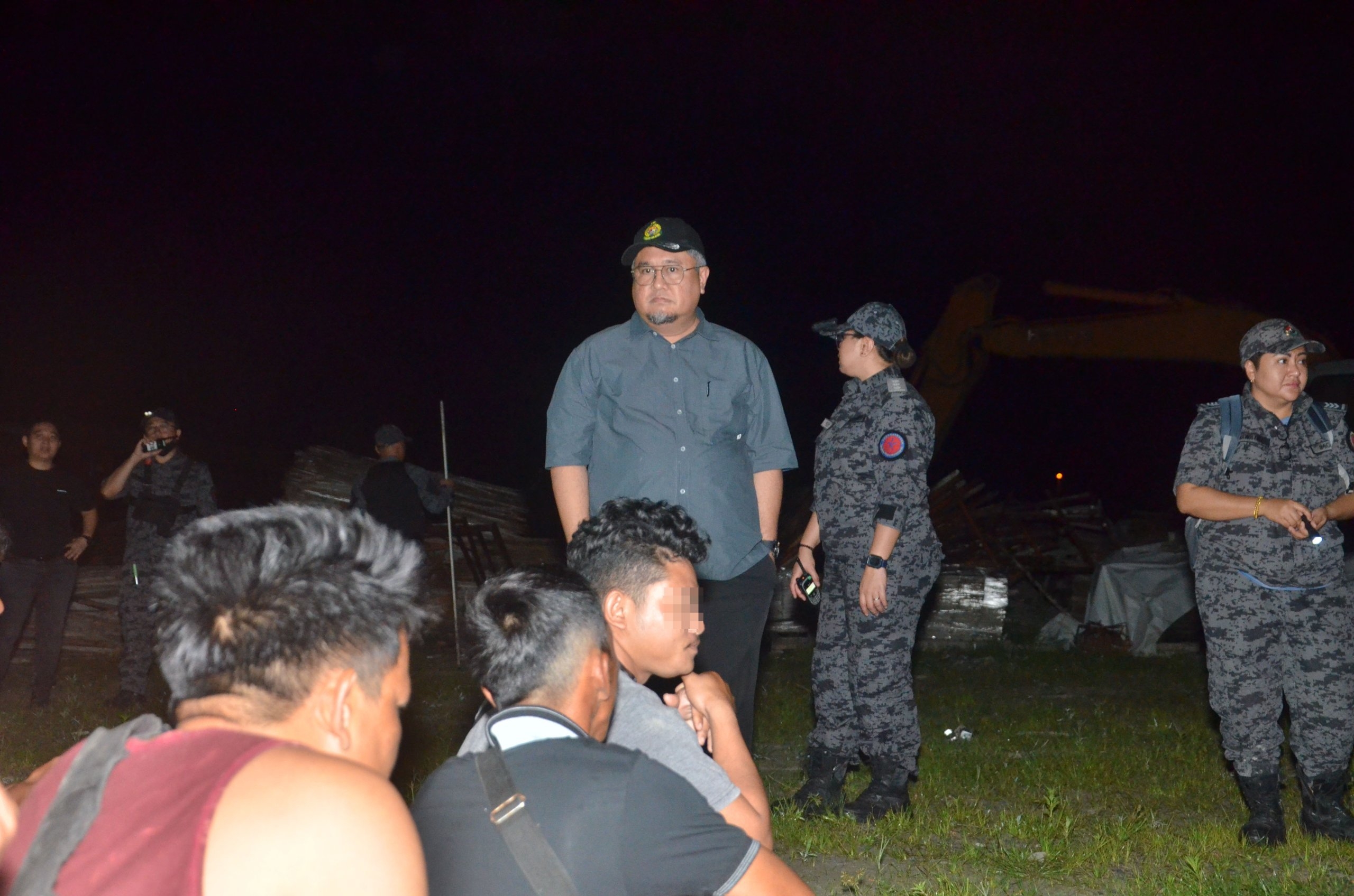 Immigration Dept raids construction sites in Kuching, nets 25 illegal immigrants