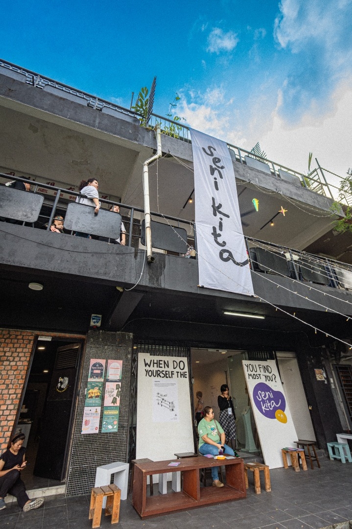 Seni Kita's thrift market out to promote eco-consumerism in community