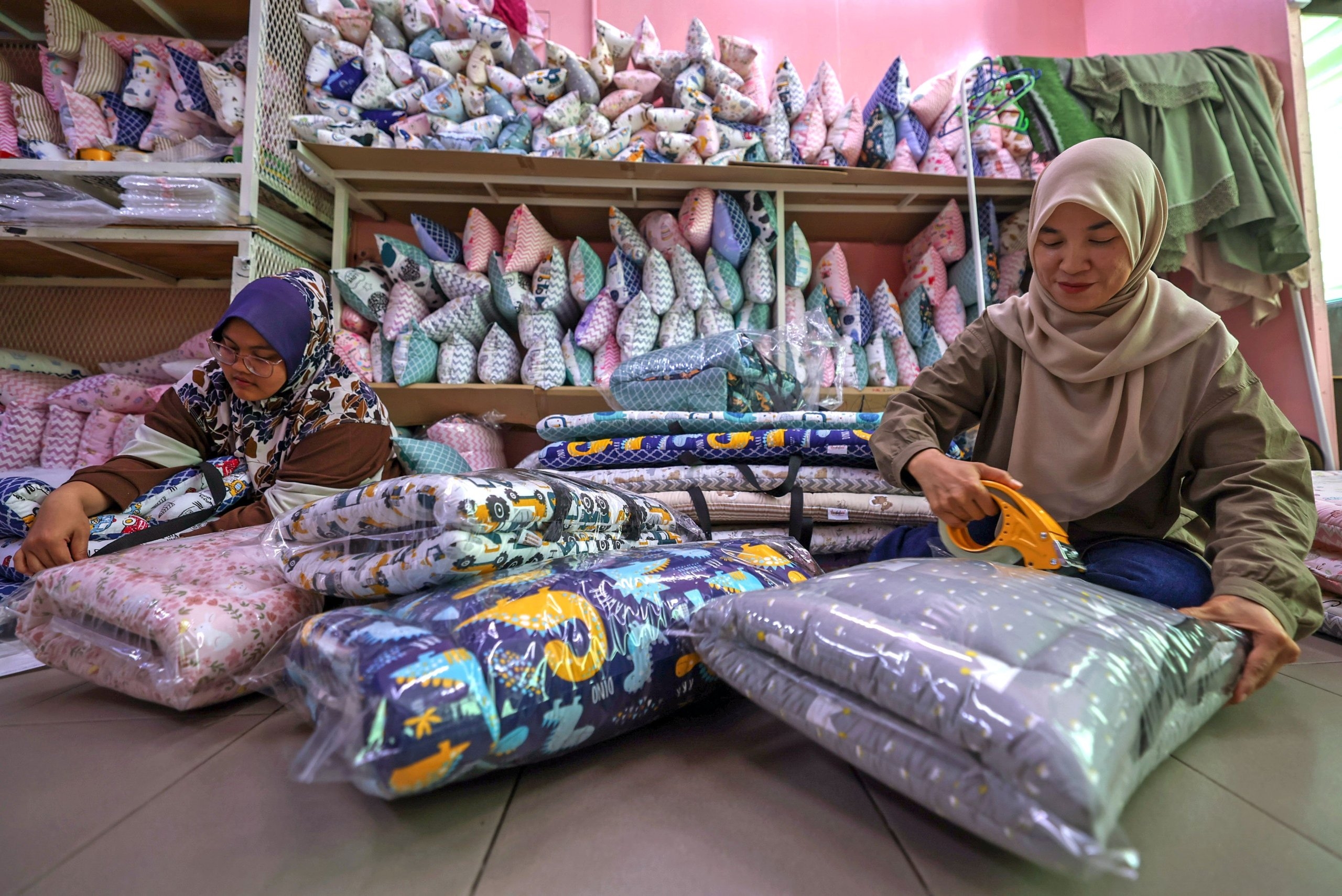 Minister: Malaysian SMEs still lagging behind in digitalisation journey