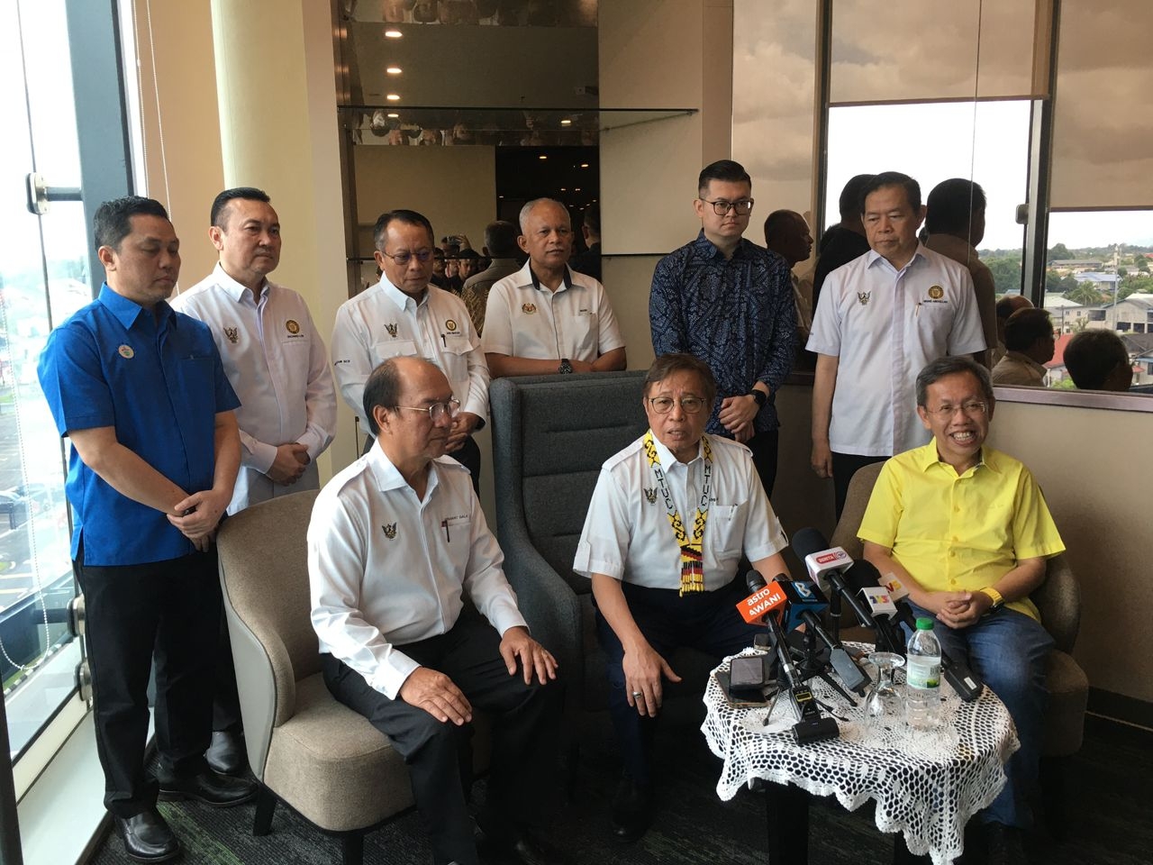 Abg Jo: Sarawak govt to fund full-time undergraduate studies for S'wakian workers