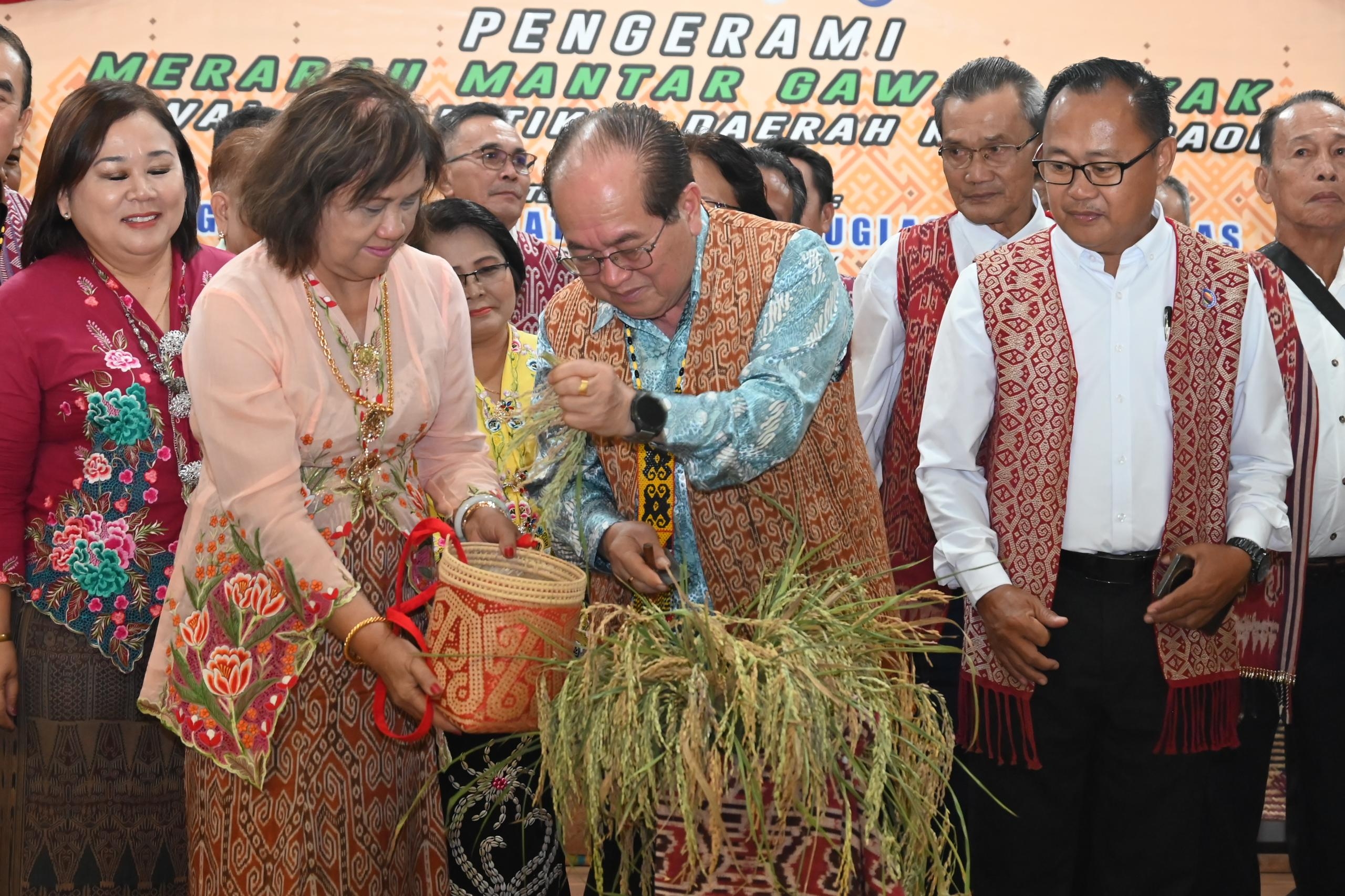 Uggah: Tender to build Kubu Rentap replica to be issued soon