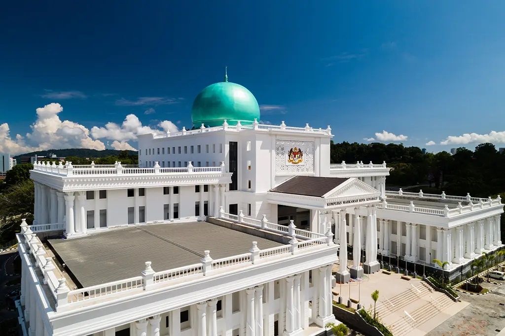 Company owner, manager fined for unlawful possession of logs