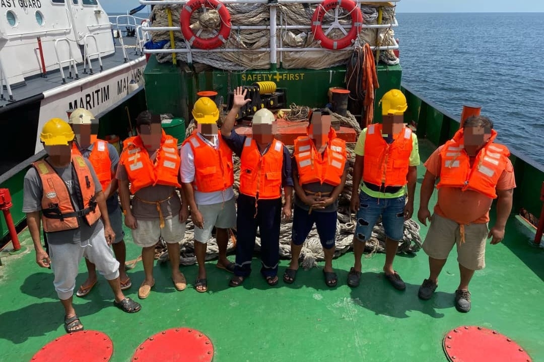 Tugboat, foreign crewmen nabbed off Kuala Baram for failing to report change of captain