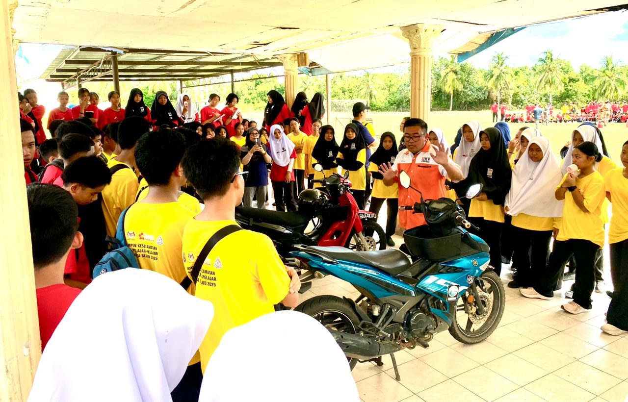 Kota Belud students Join ‘Let's Be Safe' campaign