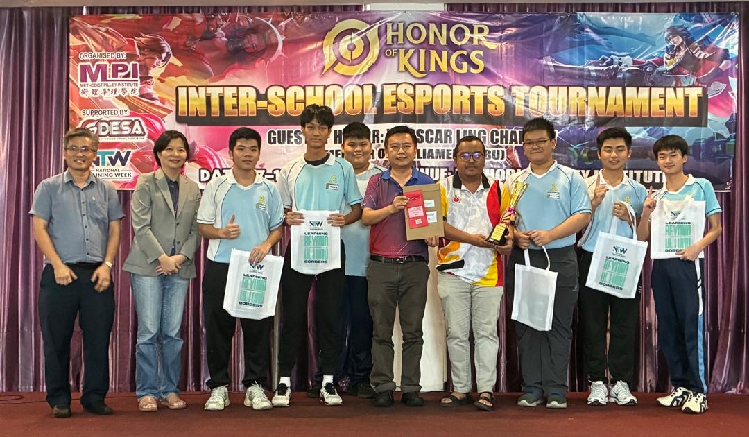 South Methodist crowned Sibu inter-school e-sports champs