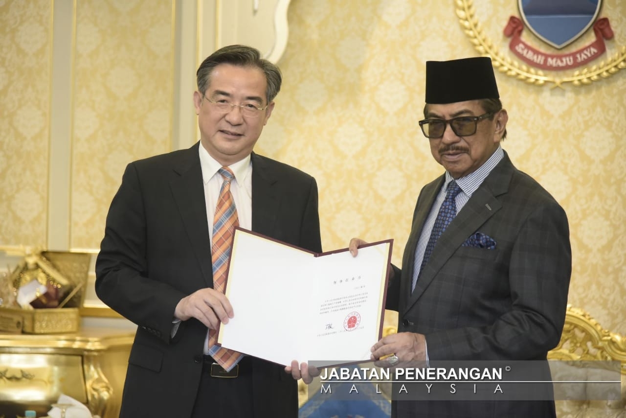 New Consul General of China presents letter of appointment to Sabah TYT