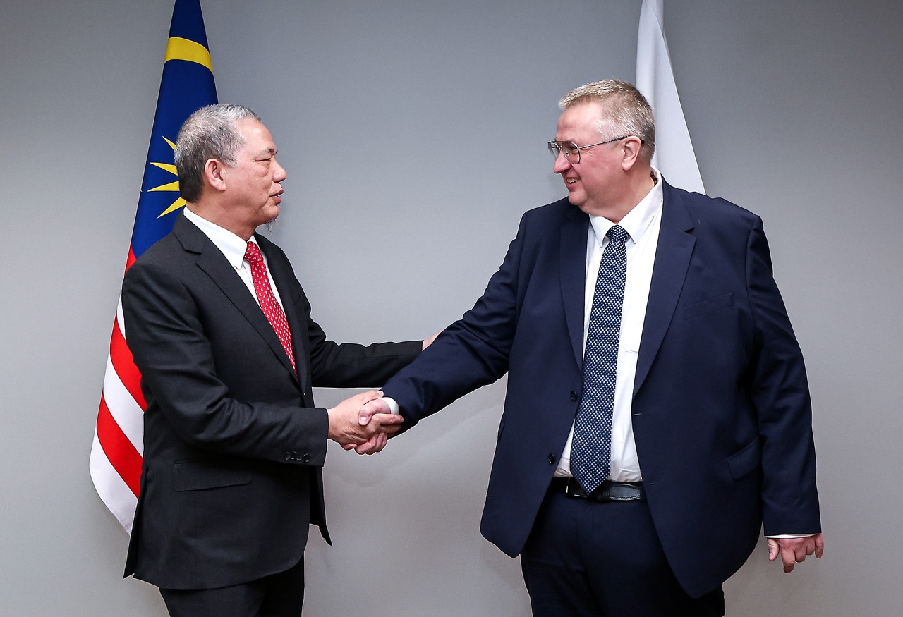 Malaysia, Russia explore new cooperation opportunities including energy sector