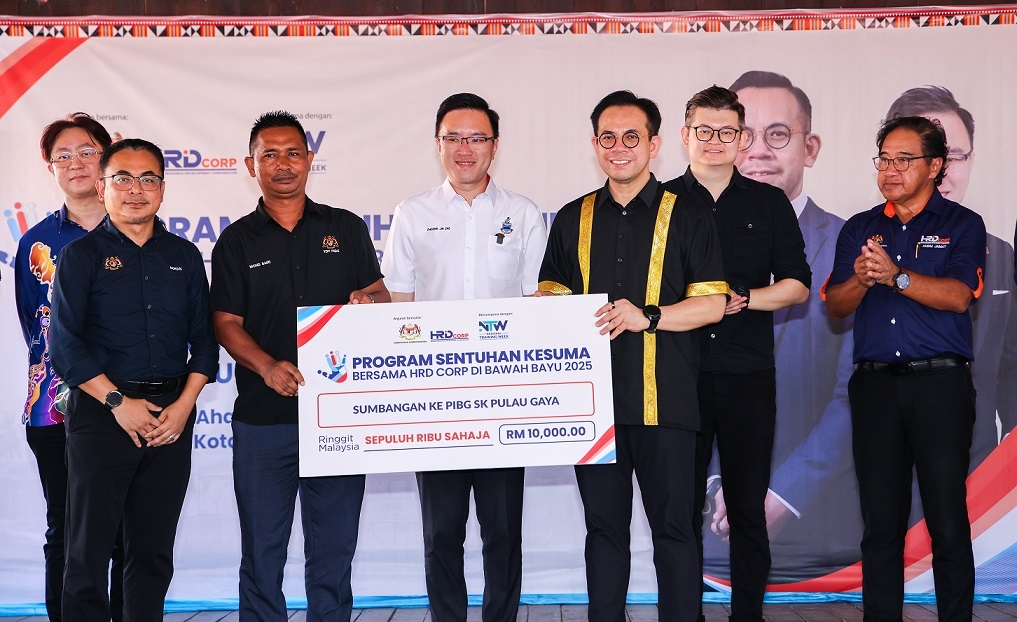Pulau Gaya residents receive lifelong learning