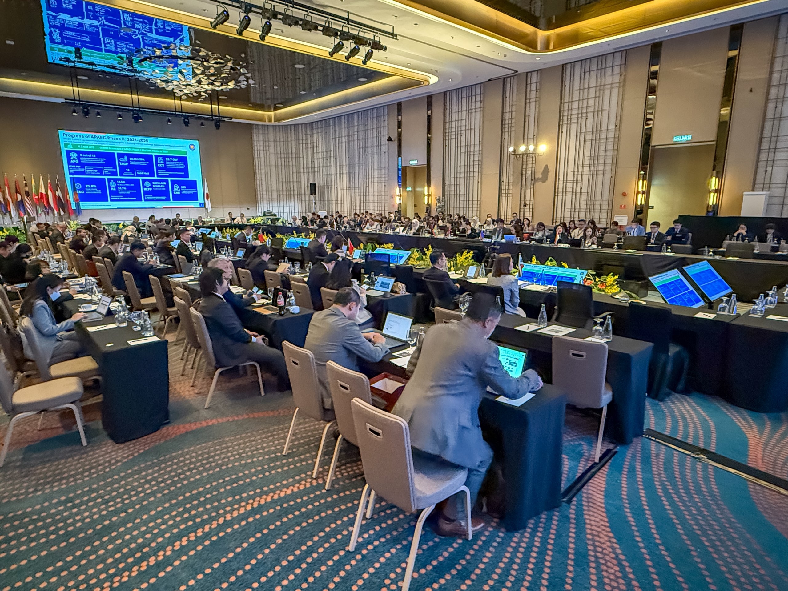 Cross-border interconnection projects under Asean Power Grid take centre stage at senior officials meeting in Kuching
