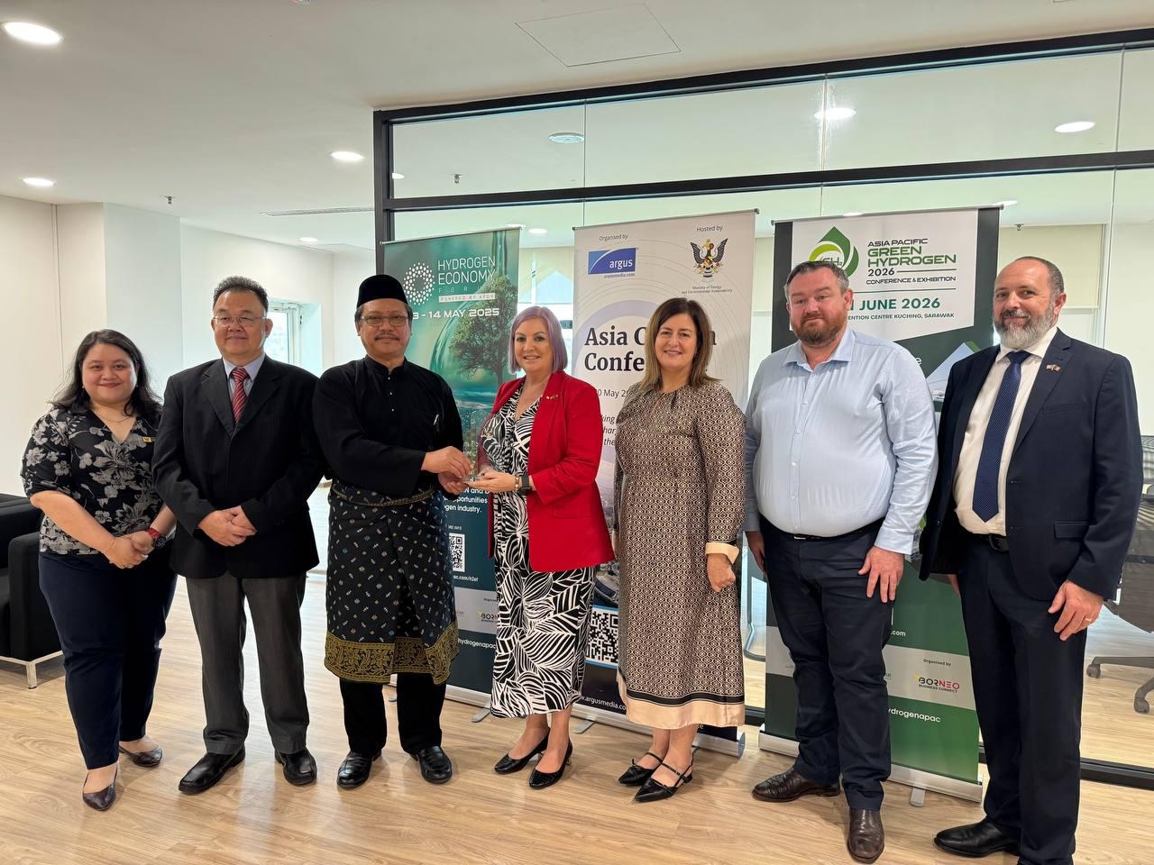Dr Hazland: Sarawak-Australia tie-ups possible in energy, environmental sustainability sectors
