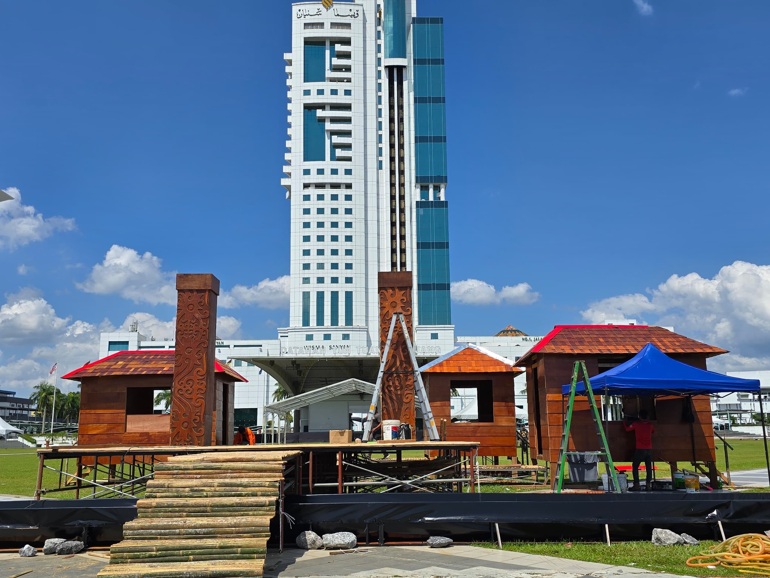 Borneo Cultural Festival 2025's arch symbolises unity in Sarawak's trio heritage