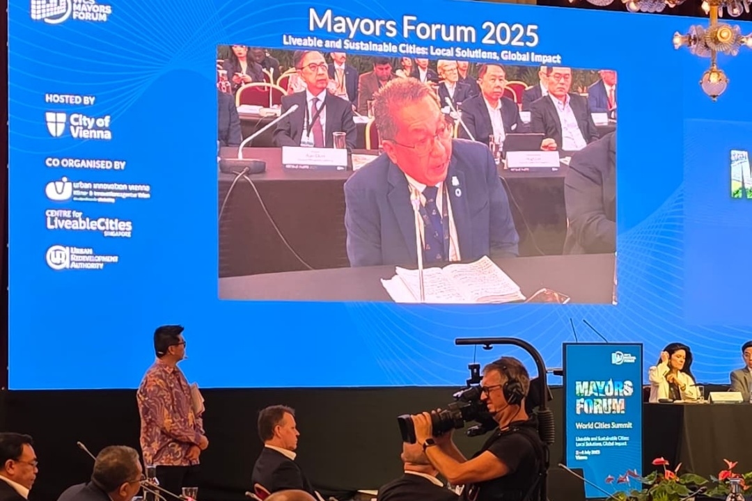 Kuching South Mayor shares urban solutions at World Cities Summit in Vienna