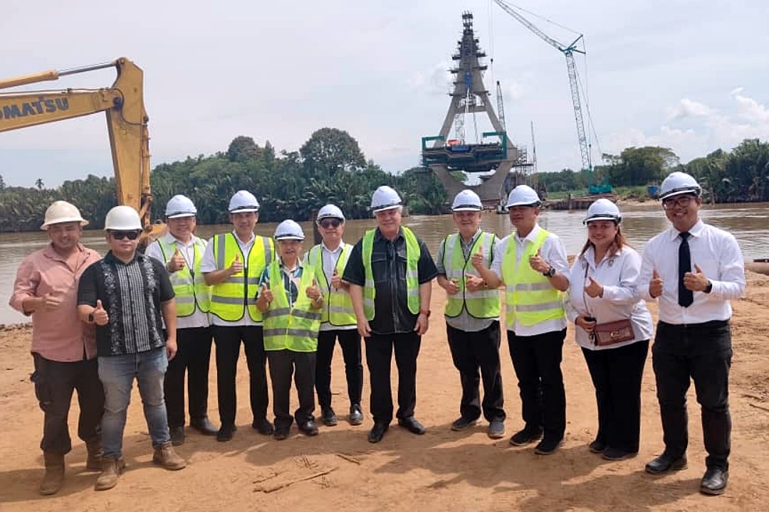 Second Sg Limbang Bridge project progressing smoothly, to complete by June 2026, says Awang Tengah