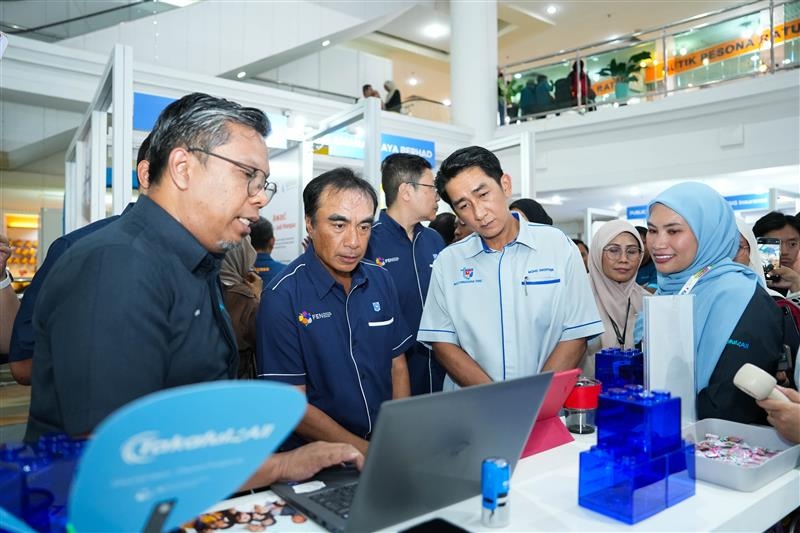 Carnival strengthens financial literacy outreach in Tawau