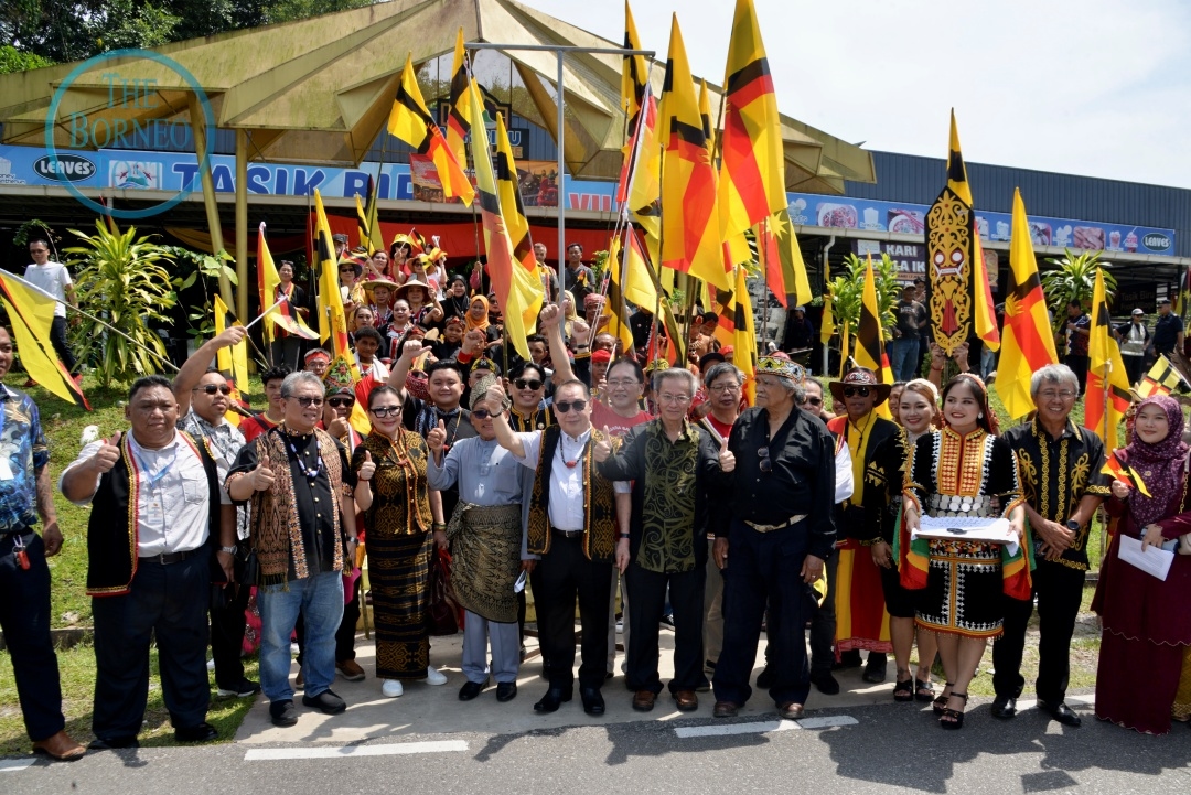 Sarawak Day parade in Bau draws massive crowd, flagged off by Sabah DCM Jeffrey Kitingan