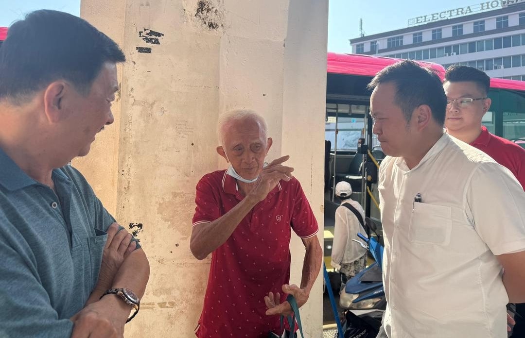 Kong: CVLB S'wak to work with DBKU on traffic, parking woes at Kuching Open Air Market