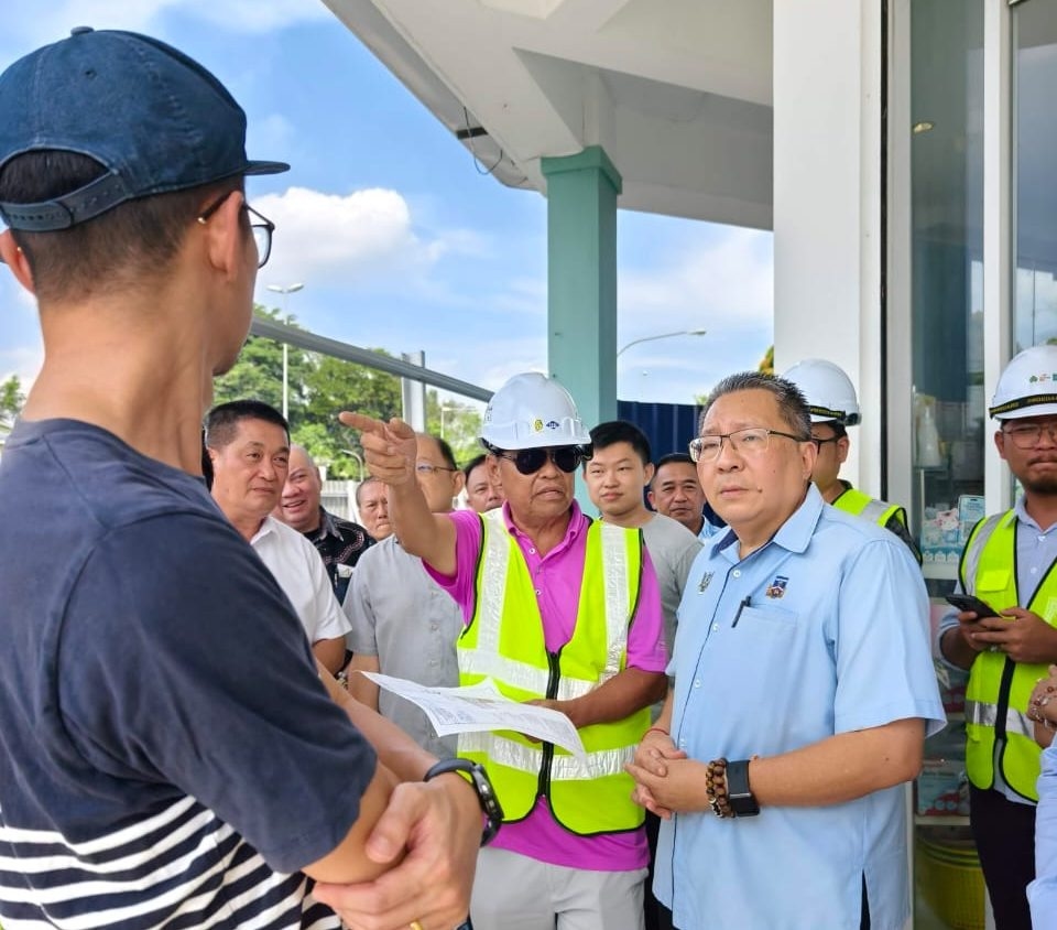 Contractor to redesign KUTS project barriers at Tabuan Stutong Commercial Centre entrance