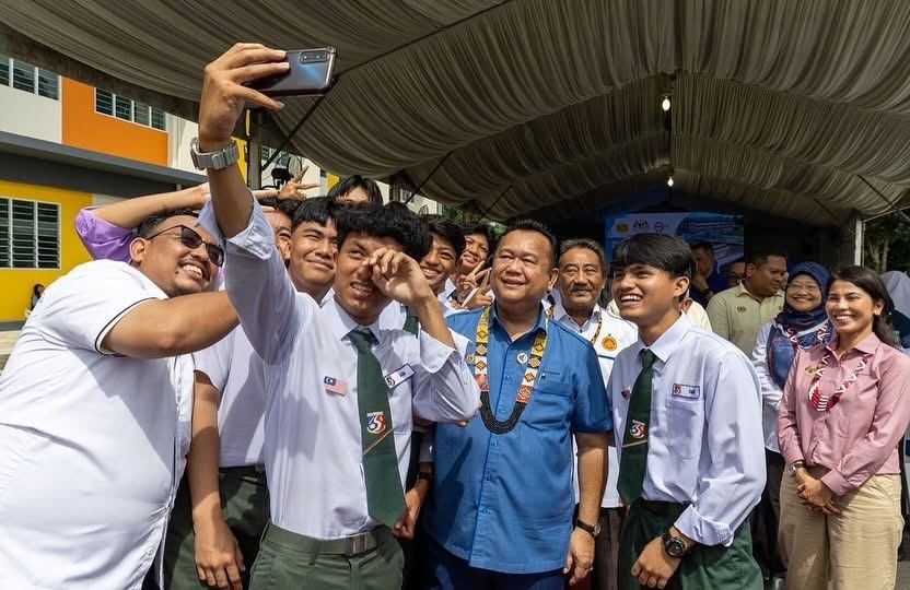 Works Minister: 26 out of 76 school upgrade projects in Sarawak completed to date