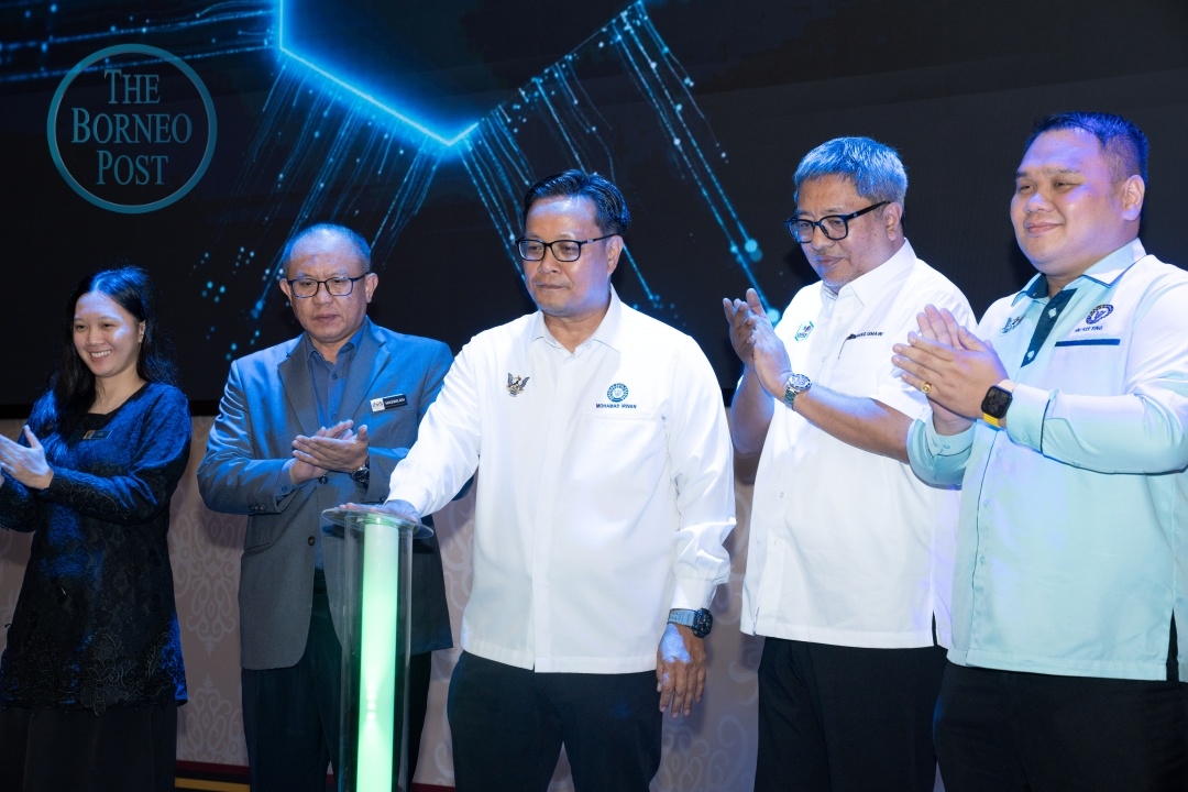 Embrace integrity, strive for excellence, Samarahan civil servants told
