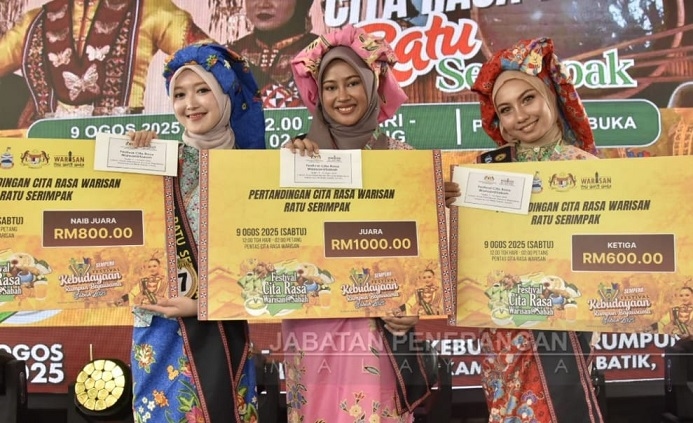 Sherlyana wins Heritage Taste Queen Serimpak Competition