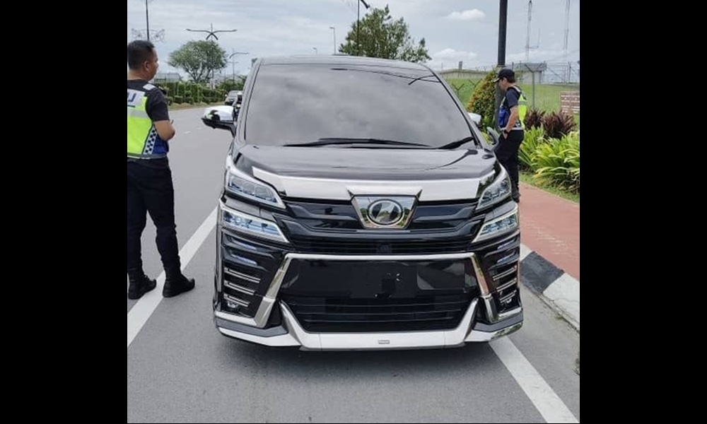 JPJ seizes MPV during 'Ops Luxury' in Kuching