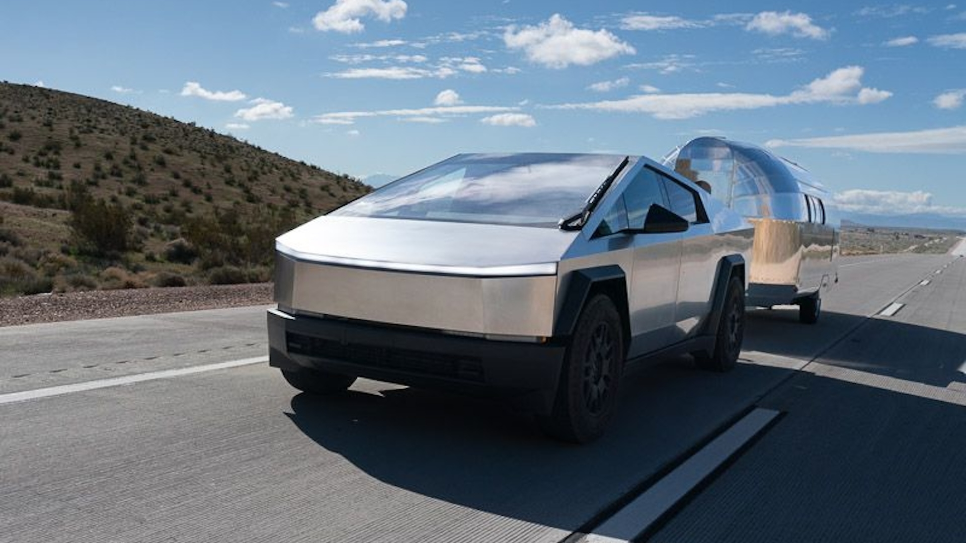 Tesla Cybertruck $16K Range Extender and Original Promised Range Is Officially Not Happening