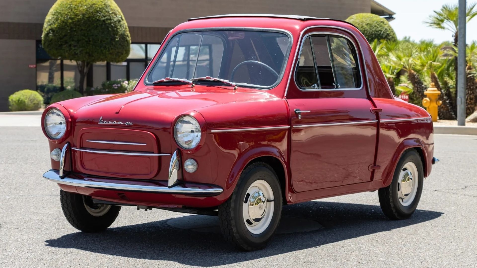 Vespa's 1950s Microcar Was Just As Cute as Its Scooters