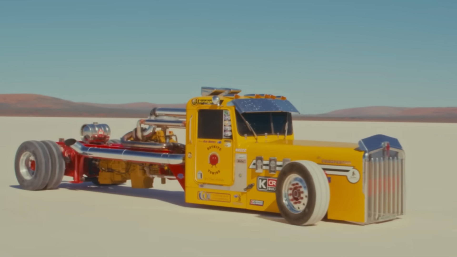 Kenworth Semi Built to Break Land-Speed Records Is the Coolest Way to Go 140 MPH