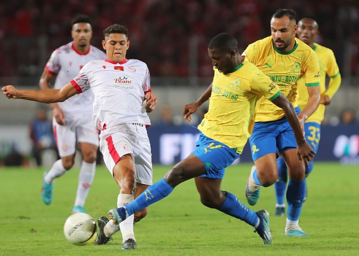Kaizer Chiefs to raid Sundowns? FOUR targets revealed