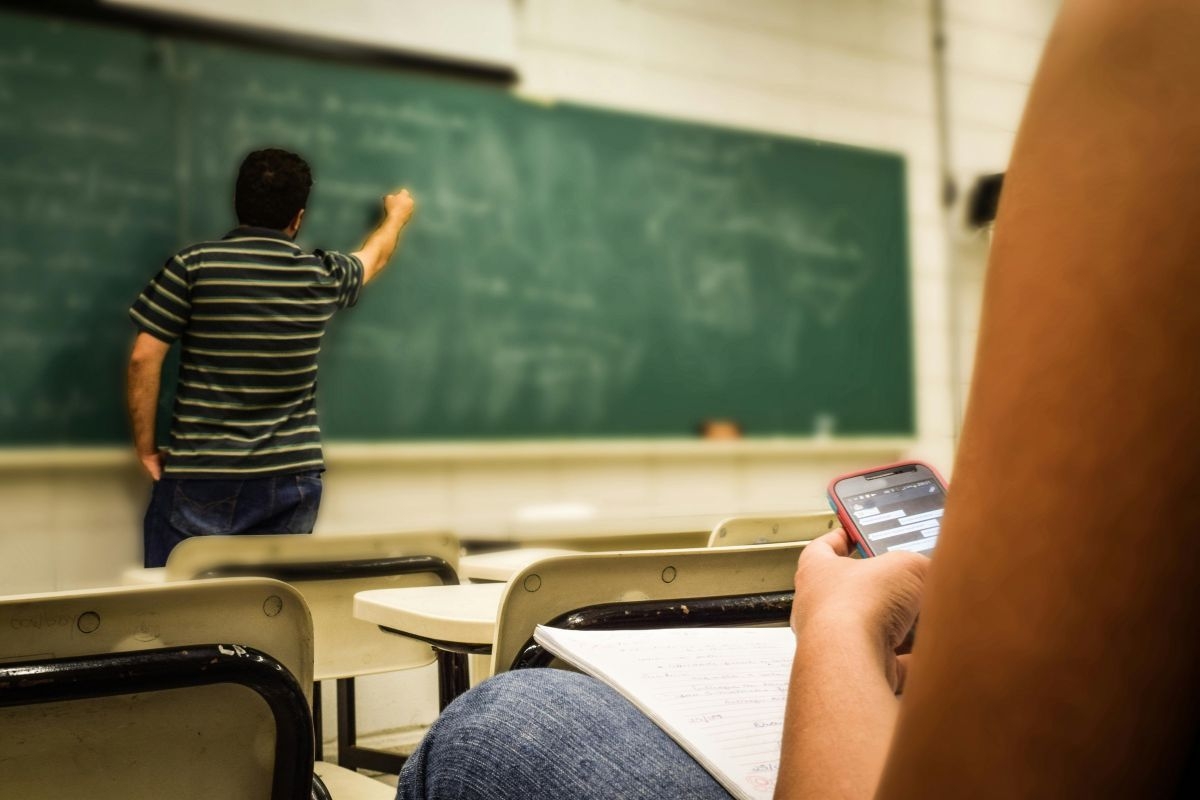 Half of SA teachers plan to quit amid workload and violence