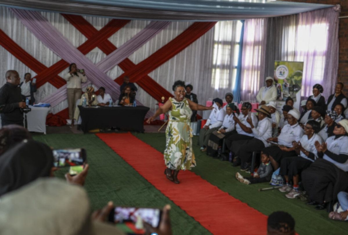 Ageless beauty contest: South African grannies strut the catwalk