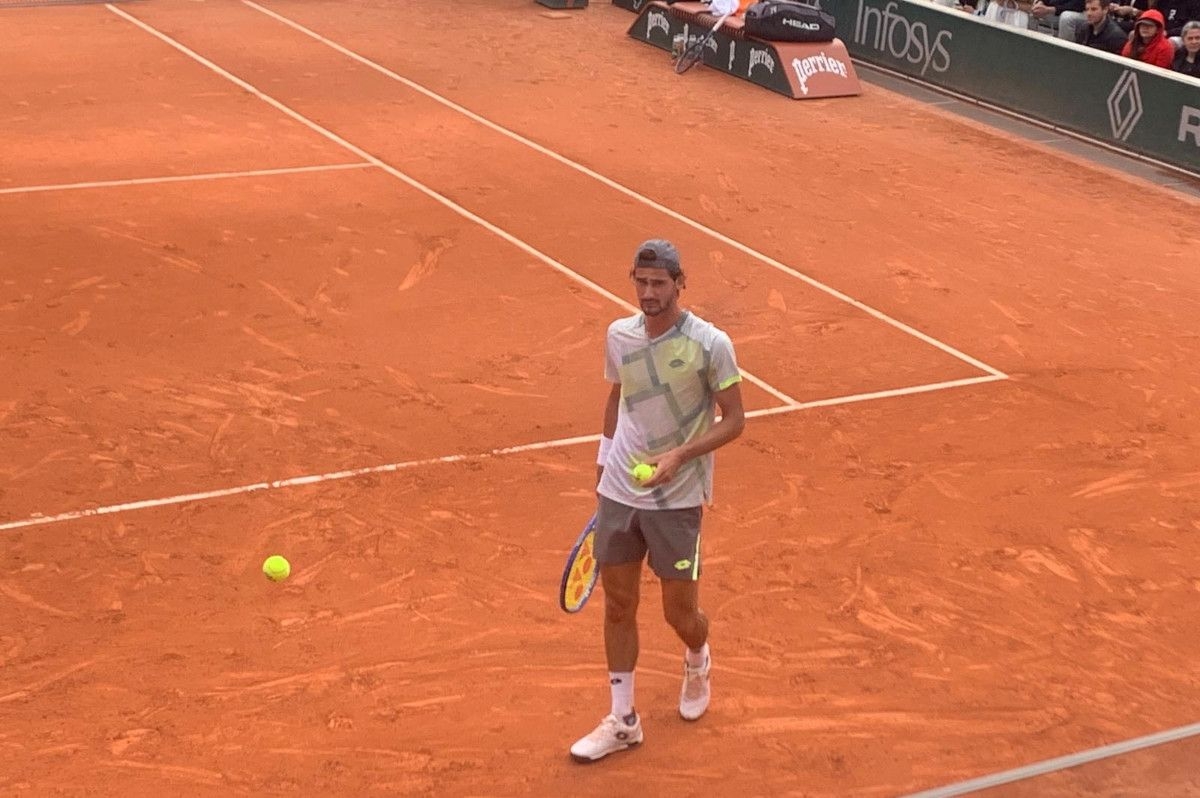 EXCLUSIVE: Lloyd Harris puts in brave performance in French Open defeat