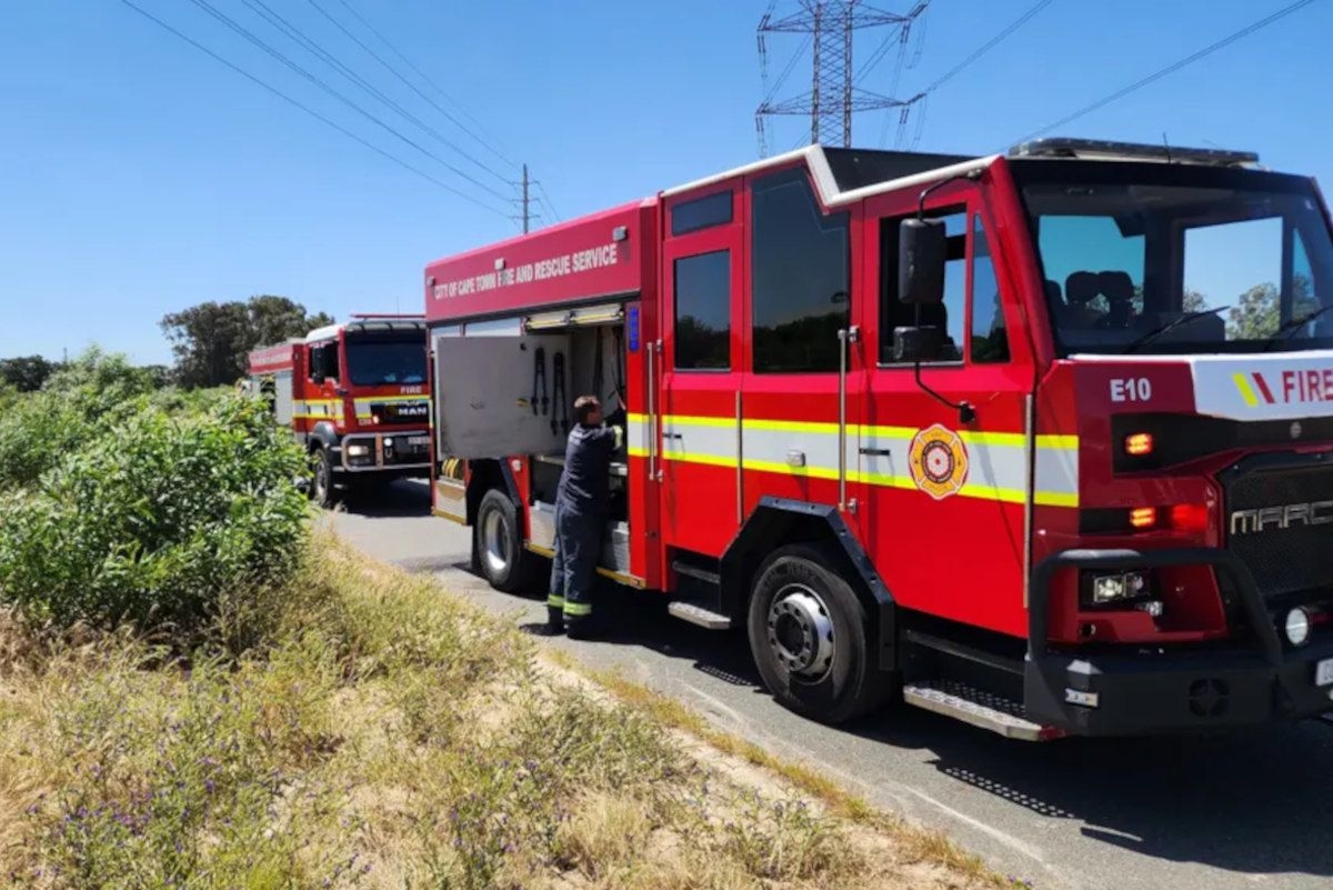 SANParks deploys fire trucks to assist Knysna amid water crisis