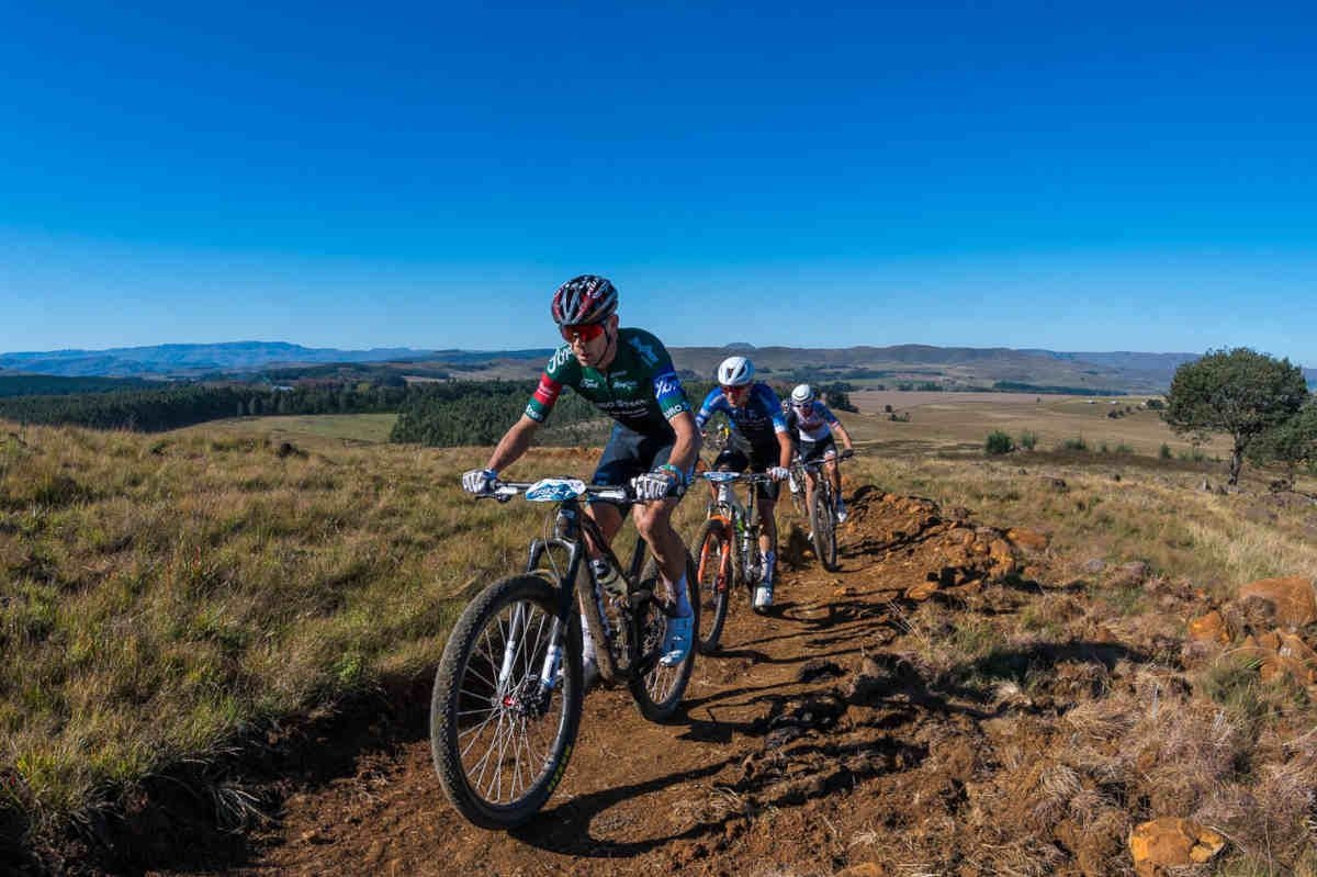 PYGA Euro Steel and Safari Essence Titan Racing win sani2c 'OG' UCI Prologue