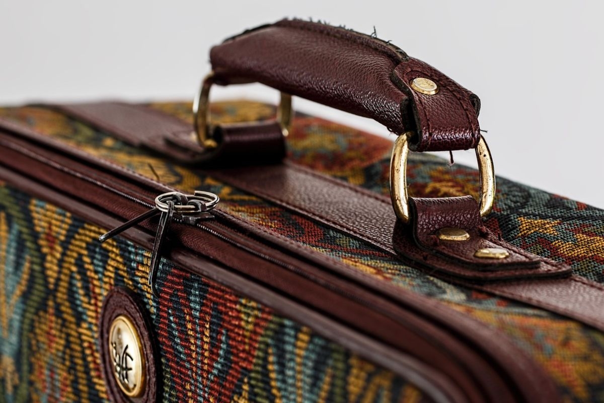 Eastern Cape mother hauls dead child to cops in suitcase